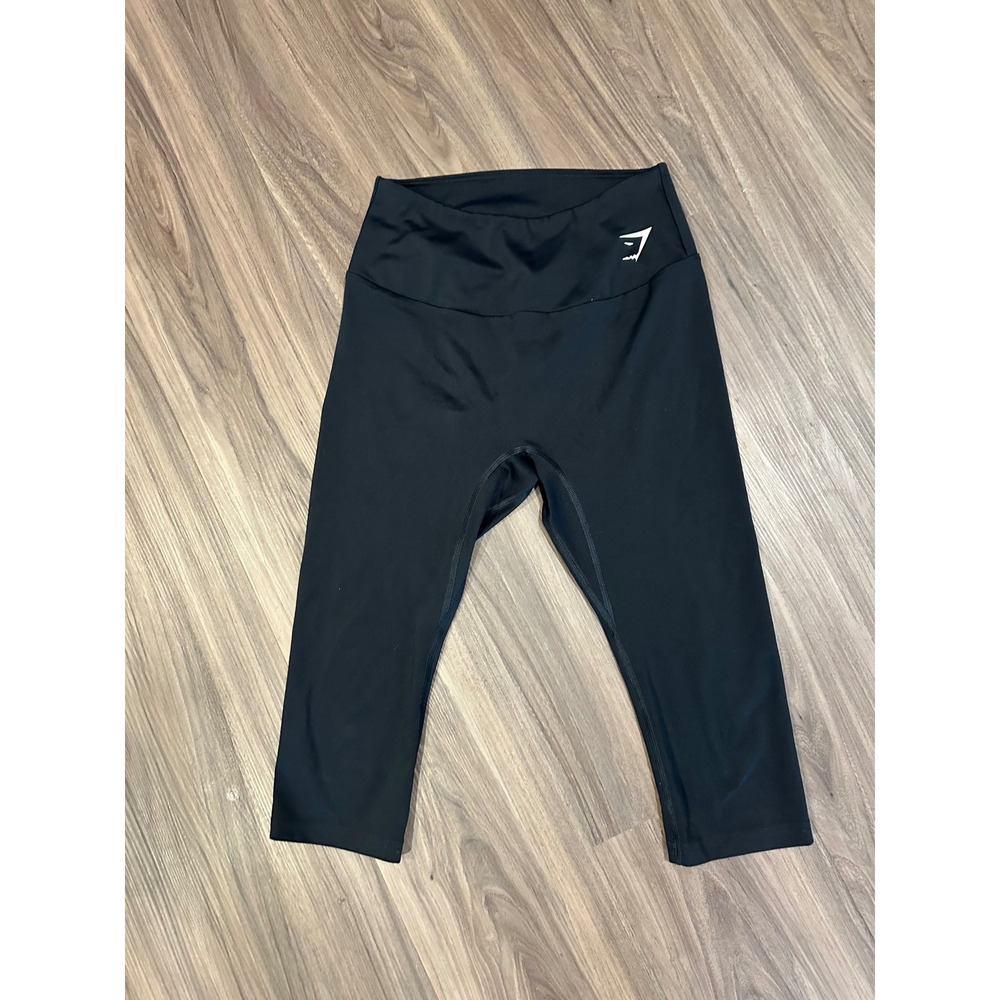 Gymshark Black Cropped Athletic Leggings Womens Activewear size small